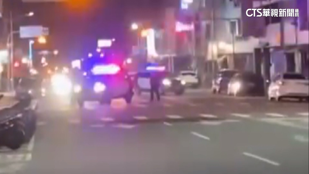 駕駛闖燈拒攔查　衝撞警車　警開6槍　人還是跑了...