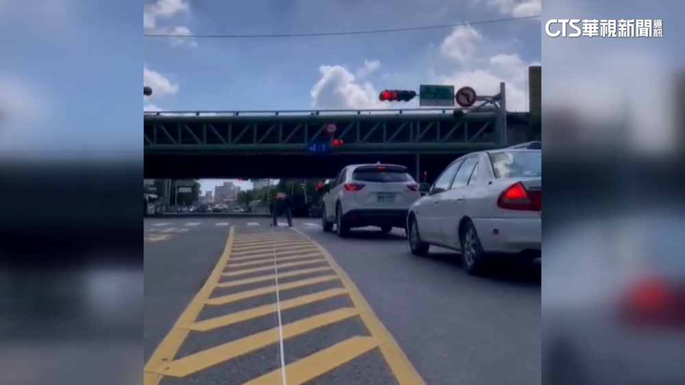 【台語新聞】校外實習車陣中丈量　家長怒批校方無視學生安全