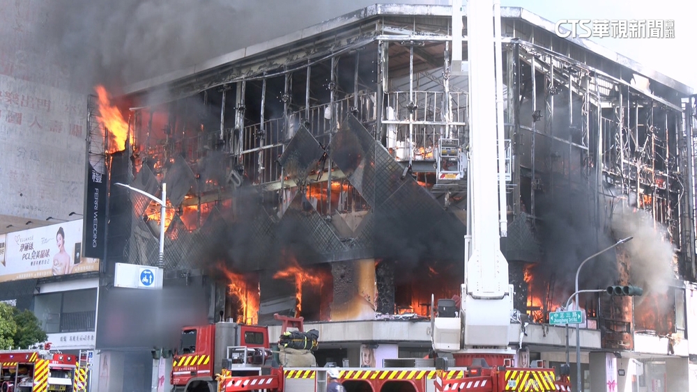 經營17年心血被燒光　婚紗店被爆違建「列管中」