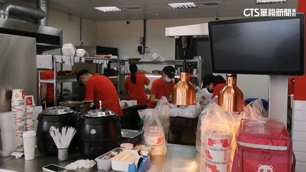 高雄餐飲集團旗下6店無預警停業　老顧客惋惜