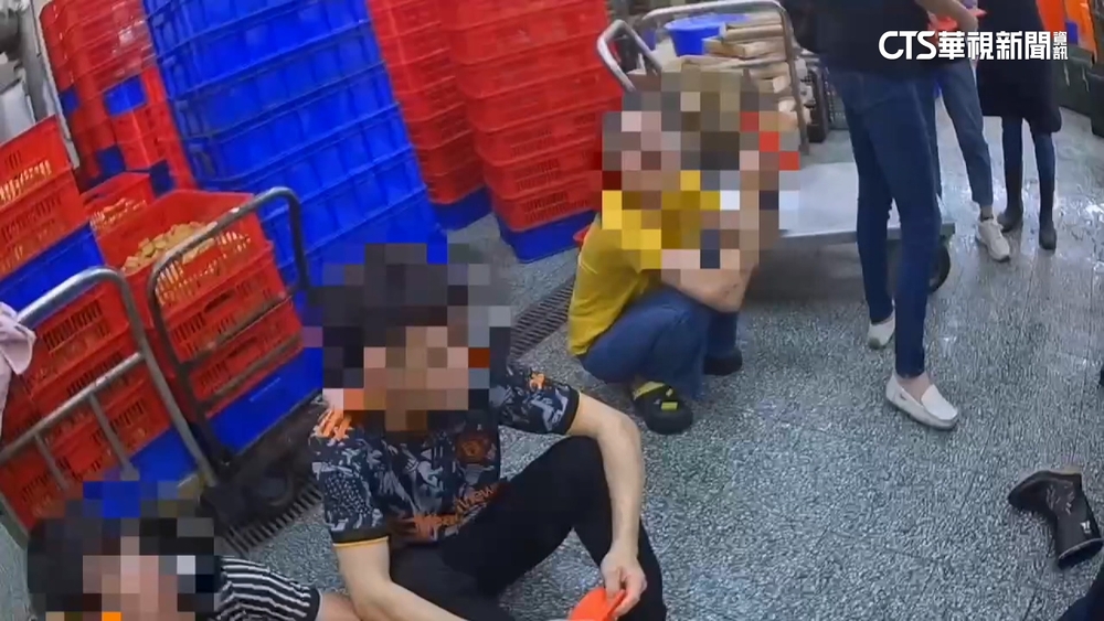 豆腐工廠趕中秋訂單？　移民署抓7失聯移工.遭籃砸