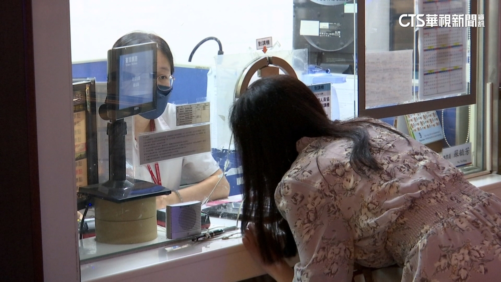 中秋禮金變禮券！工會喊罷工　台鐵：未來爭取發現金