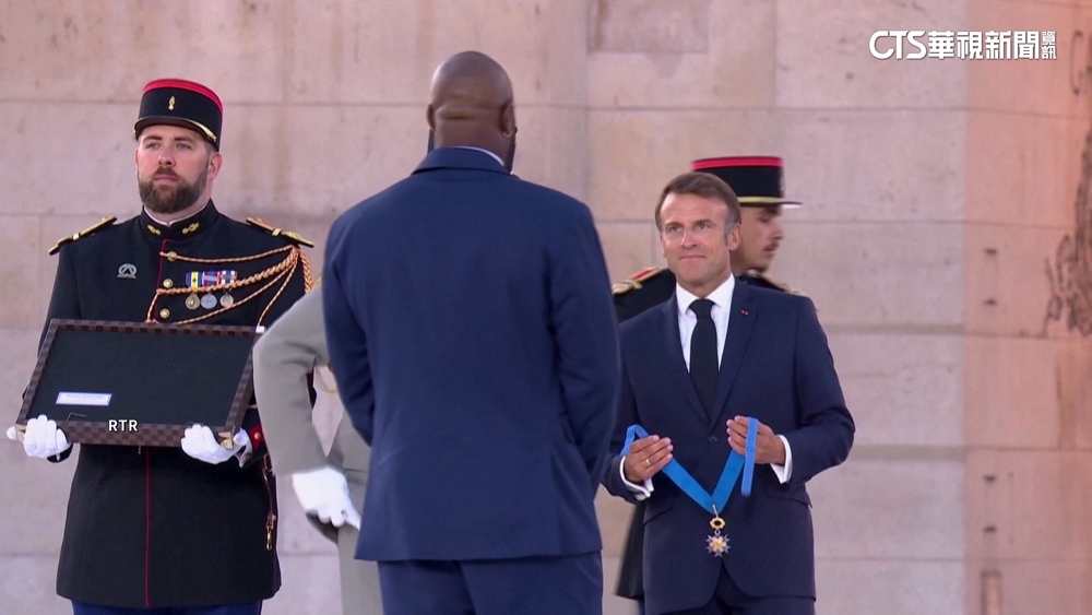 奧運奪64獎牌　法國在巴黎凱旋門喜辦慶功