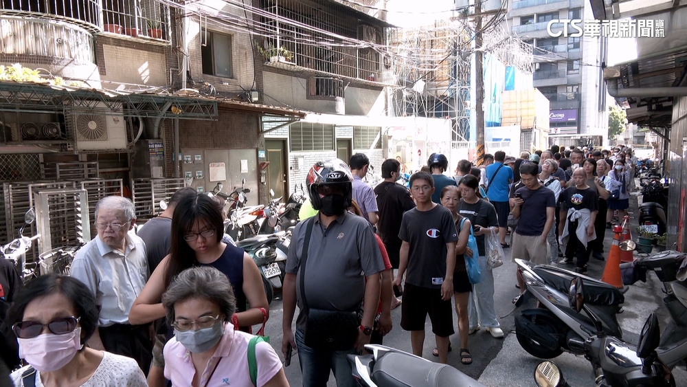 逾200人排買鳳凰酥　板橋「小潘」休18天今營業