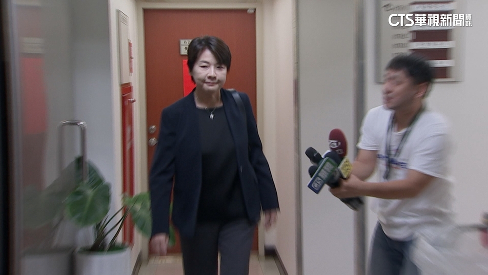 黃珊珊指京華城容積與全國一致　議員嗆：內行說外行話