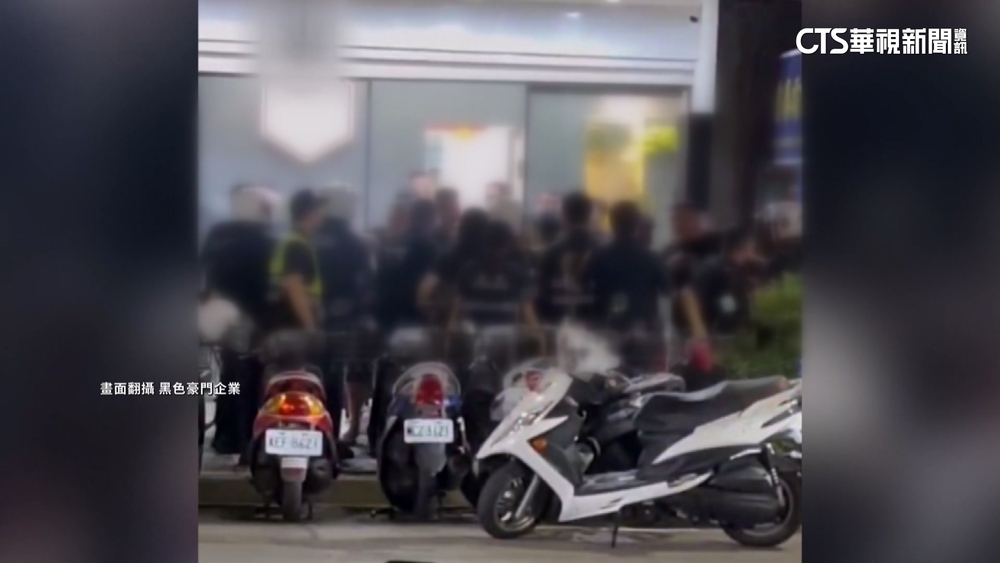 警拍照取締整排違停　車主攻擊辱罵扯密錄器