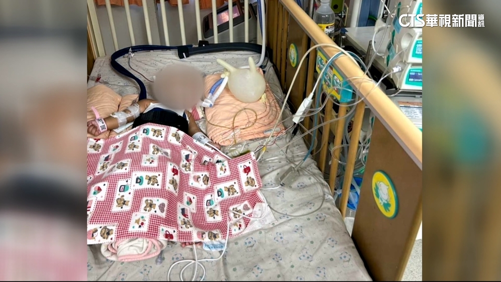 保母稱「3G手機無法打電話」　男嬰疑噎痰腦死拔管