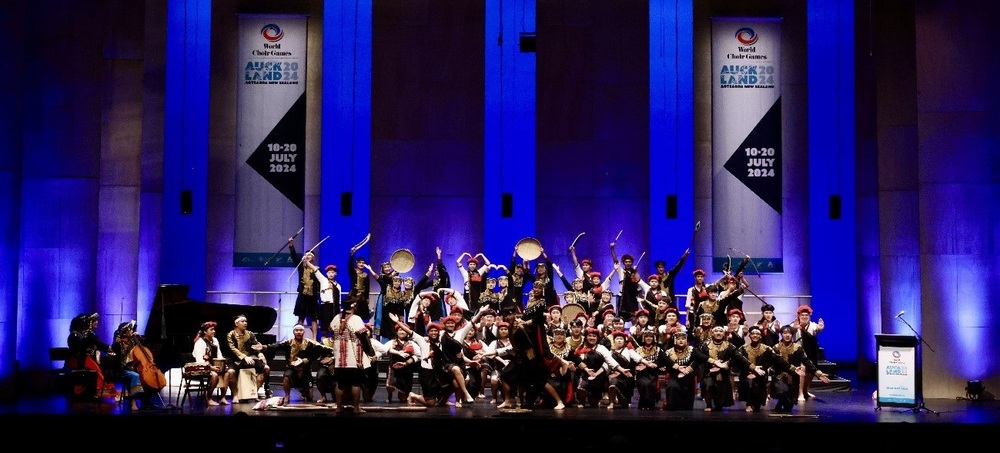 尼布恩合唱團、高雄市寶來國中、荖濃國小及建山國小合唱團學生 / 慶籌會 提供