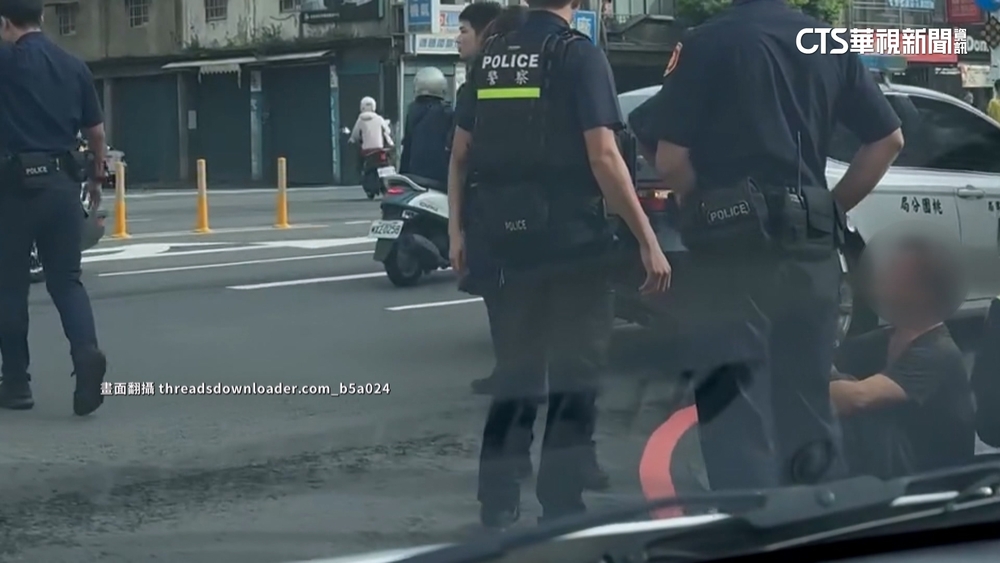 男逆向闖紅燈還撞警車　上班尖峰拒檢困車陣遭逮