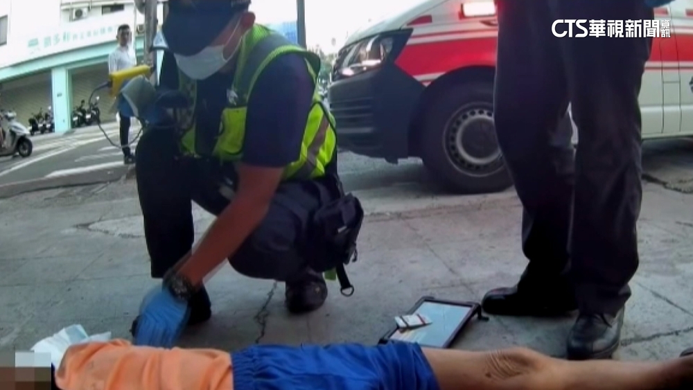 85歲婦深夜躺路邊3hrs無人幫報案　天亮才送醫