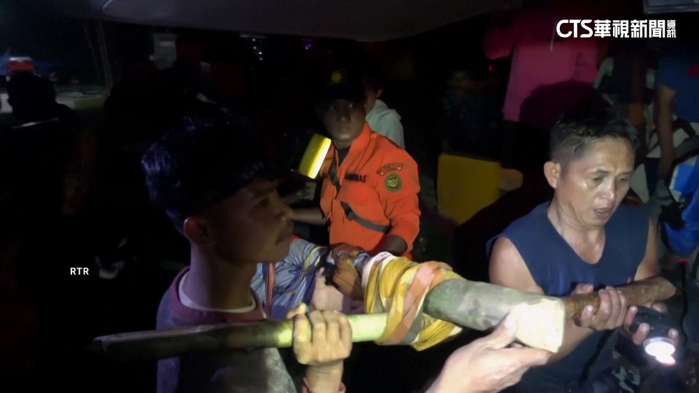 印尼非法礦場暴雨後山崩　至少11死