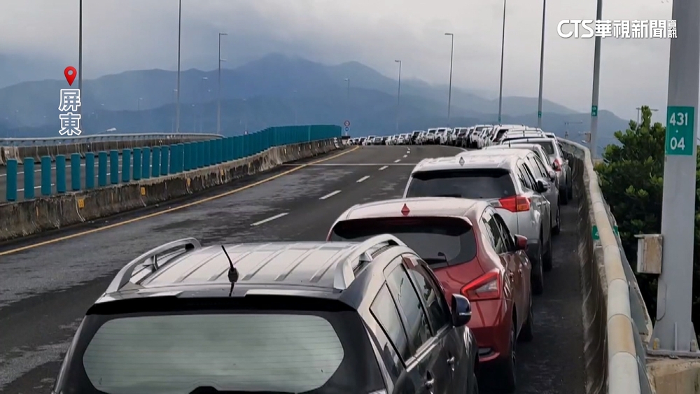 躲颱風！　國3林邊交流道罕開放停車　車陣湧近3KM