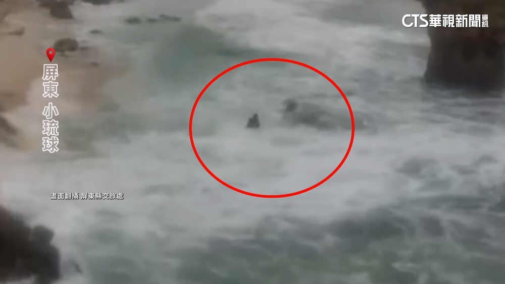 驚險！民眾不顧大浪冒險玩SUP　屏縣府：至少罰5萬