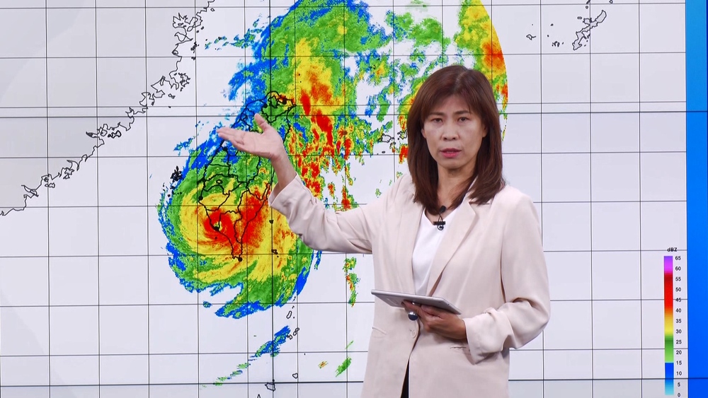 颱風山陀兒登陸後「向北移動」　氣象署：明上半天仍以颱風型態影響台灣