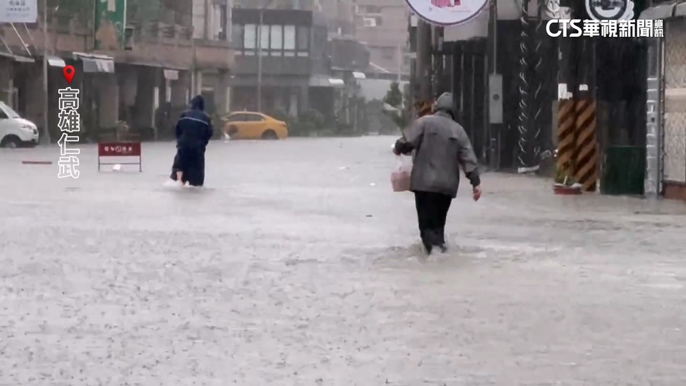 山陀兒+漲潮夾殺！　高雄鼓山.仁武淹水災情慘