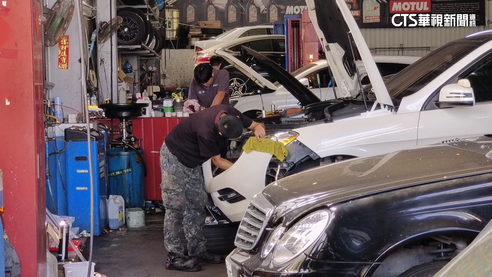 颱風過境殃路邊車輛毀損　保養廠工作量暴增
