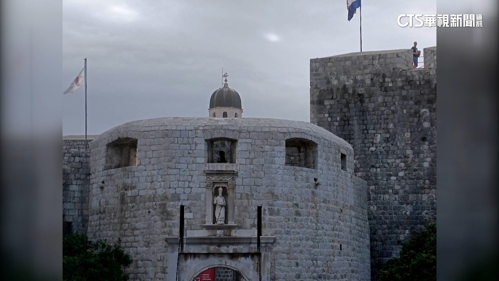 27人赴克羅埃西亞遭丟包　掏逾180萬元才脫險