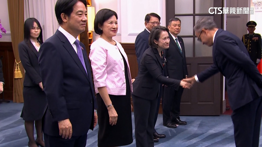 歡慶國慶！　正副總統齊聚迎賓　穿搭別具巧思