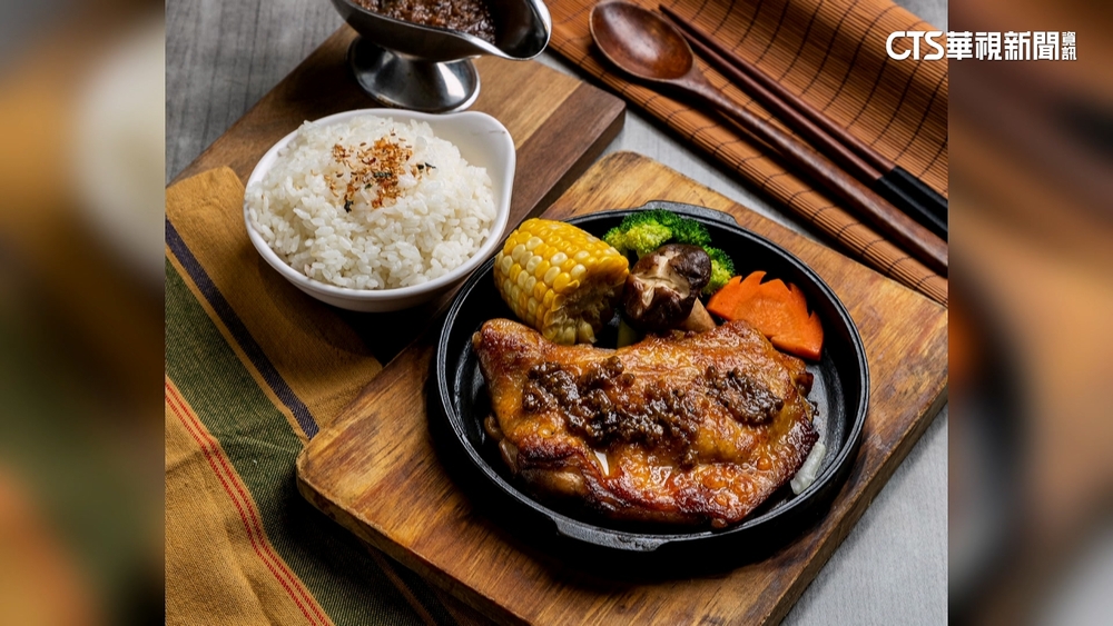 板橋「檸檬草茶房」疑爆食物中毒！　17人上吐下瀉