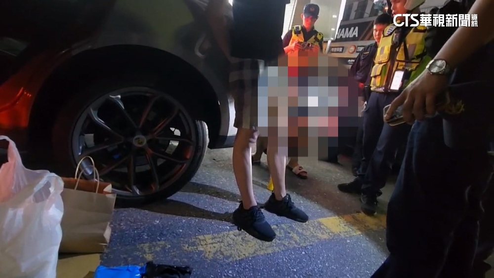 開名車運毒還違停　男遇警緊張當場露餡被逮