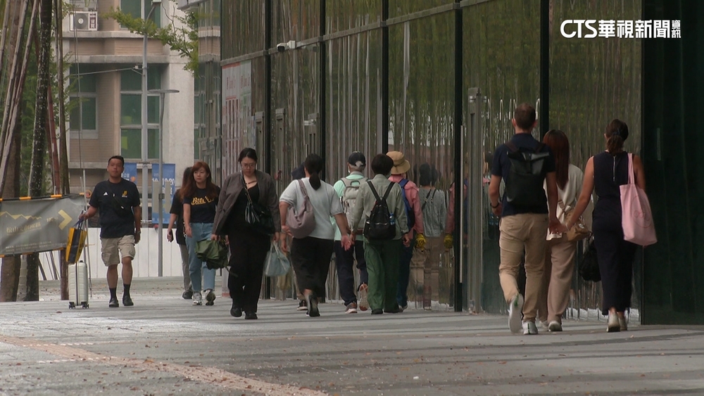 大放假時代來臨？　朝野立委爭取多種「紀念日放假」