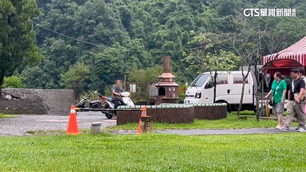 清水地熱管理員沒戴安全帽騎車　縣府：口頭告誡