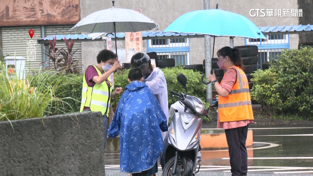 宜蘭宣布「停班課自決」　民眾不滿灌爆林姿妙臉書