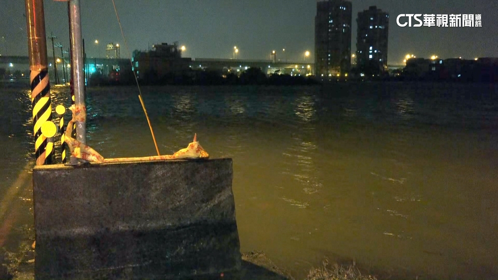 大豪雨侵襲宜蘭　五結鄉農田道路淹水