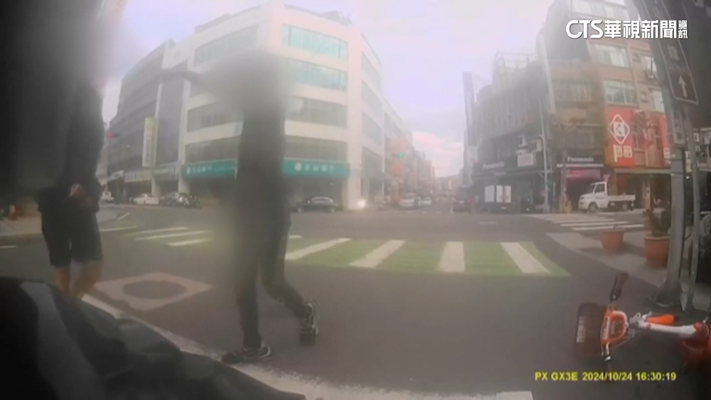 行車糾紛？　醫專生騎YouBike　遭騎士亮利器推打