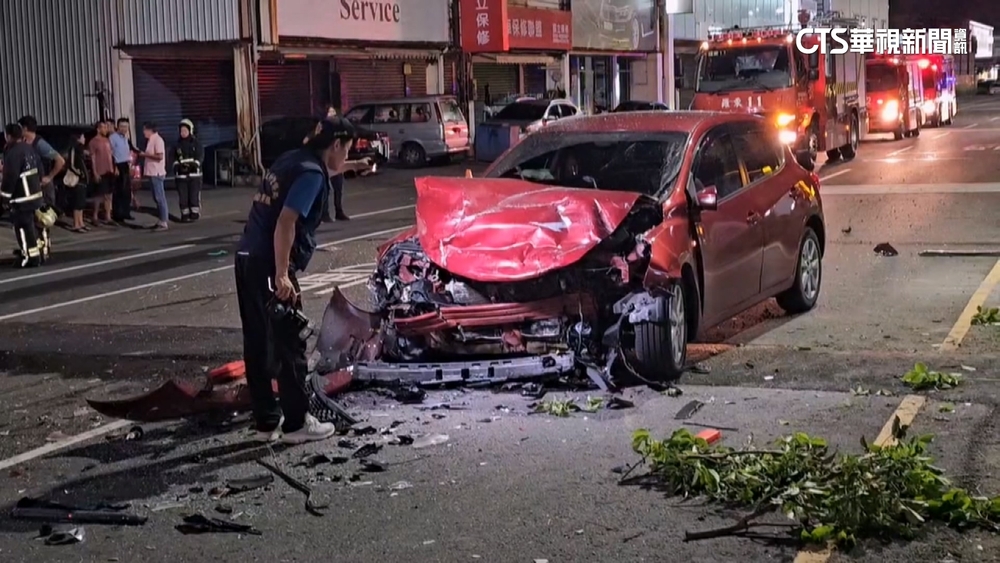 疑下橋過彎不慎！　宜蘭轎車衝對向車道1死4傷