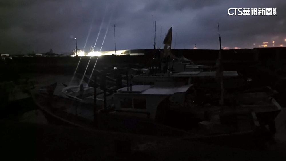 康芮颱風帶來12級強風　台東綠島649戶停電