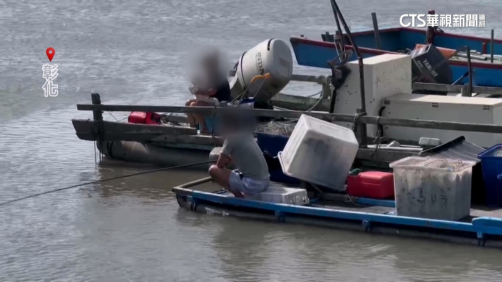 海邊亂象！　夫妻抱嬰港口海釣　衝浪客冒險衝浪