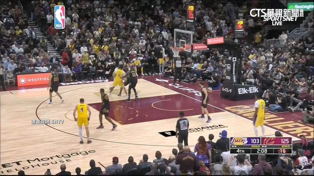 騎士主場迎「詹皇」回家　「皇太子」生涯首度得分