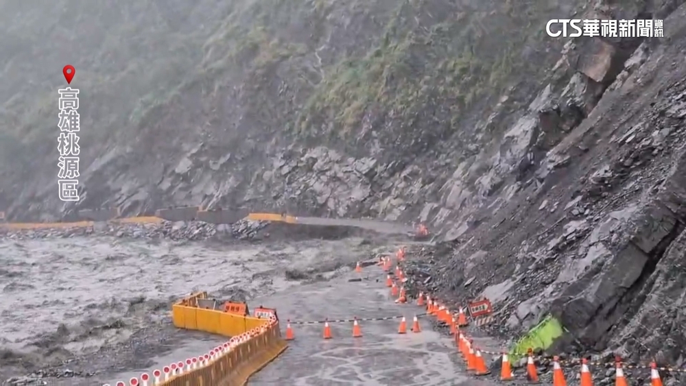明霸克露鋼便橋再遭沖毀　桃源北3里又成孤島