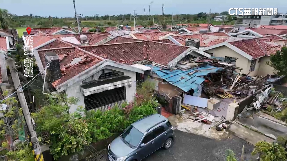屋瓦牆面都沒了！　康芮重創新城　居民涉險修屋頂