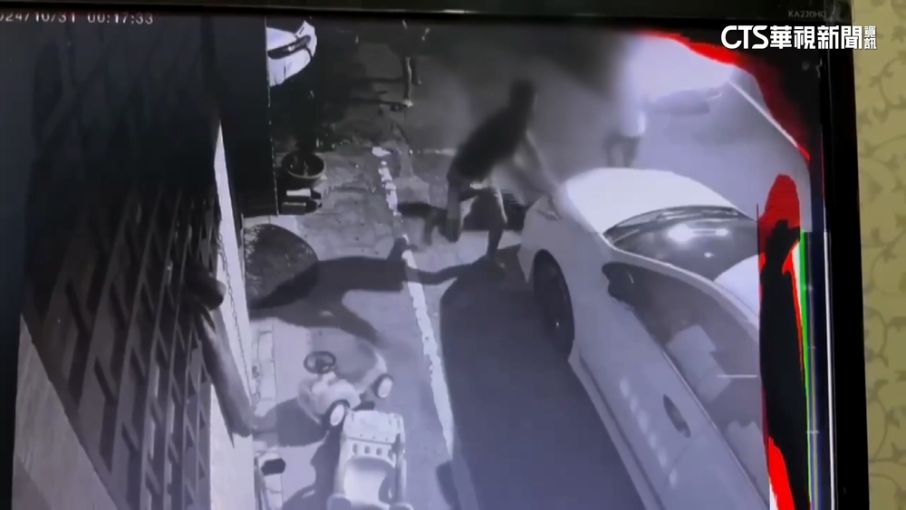 聚眾連2晚砸車.衝撞　警火速逮人妨害秩序送辦