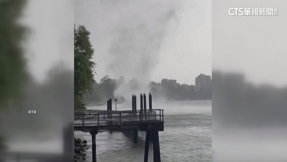 澳洲布里斯本驚現罕見水龍捲　持續約半分鐘