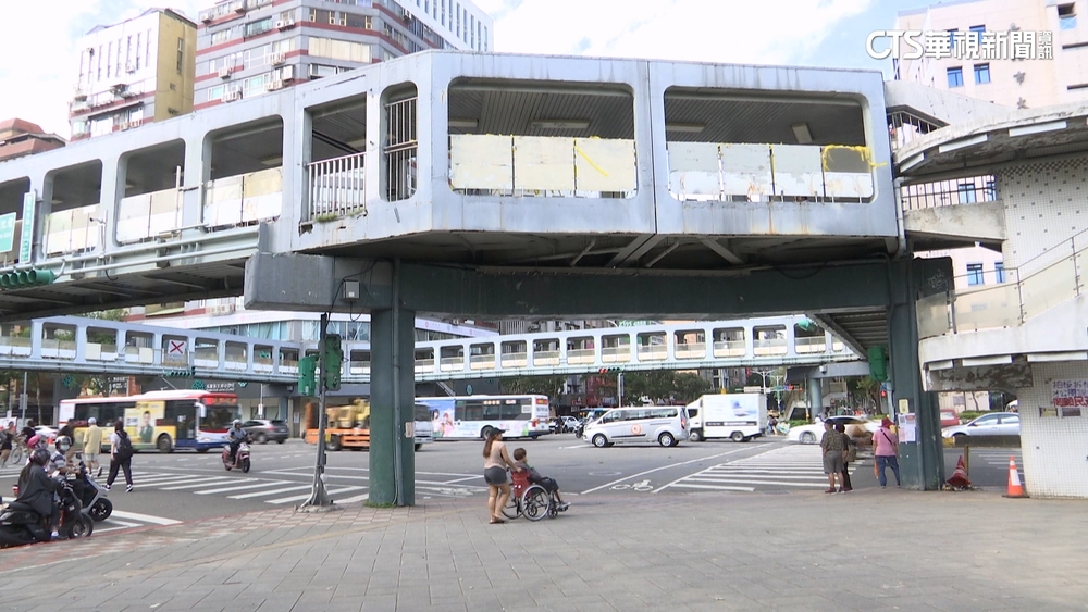 北市「和平天橋」將拆除　公民團體連署抗議籲保留