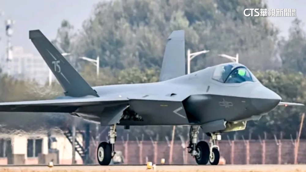 神似F-35？　共軍殲-35A清晰照曝　專家：有參考設計