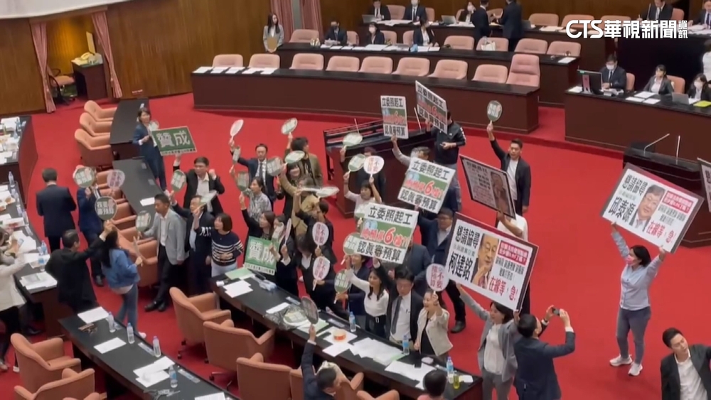 總預算案立院加班表決大戰　藍白協力第六度擋下