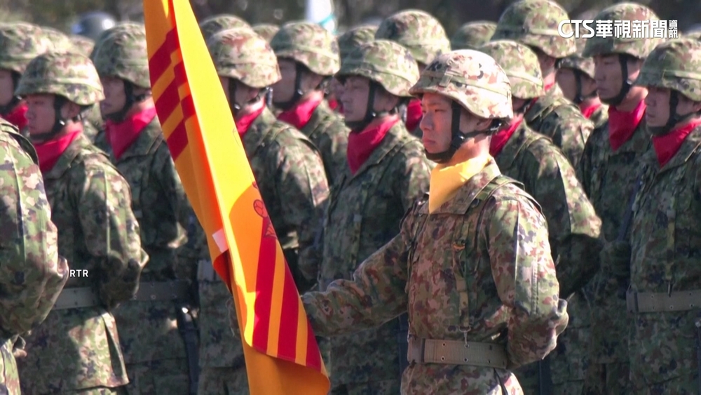 日本自衛隊創建70週年　石破茂出席檢閱儀式