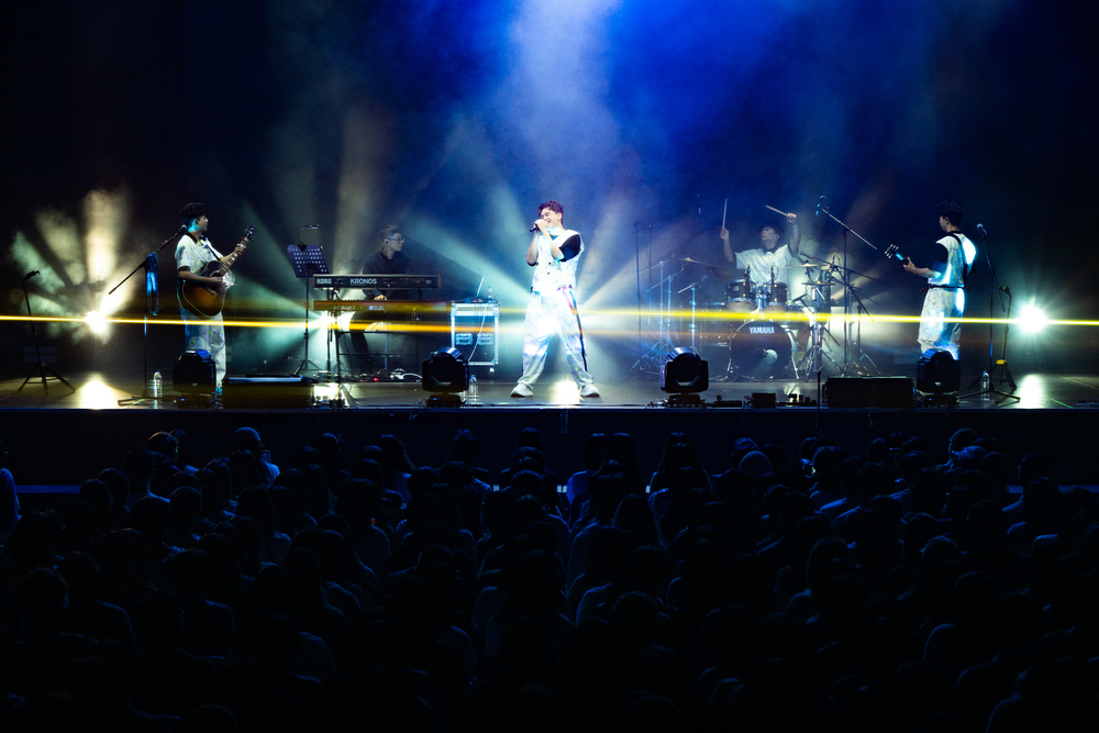 理想混蛋香港巡演超寵粉　粵語甜蜜向歌迷告白、粉絲現場點歌團員說唱就唱