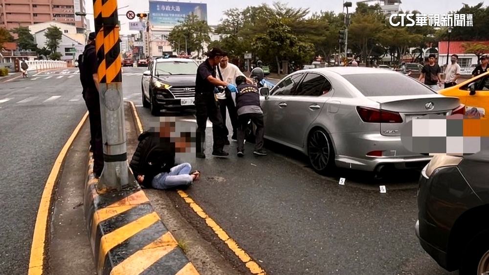 市區傳槍響！台南警街頭圍捕詐團　連開6槍逮3嫌