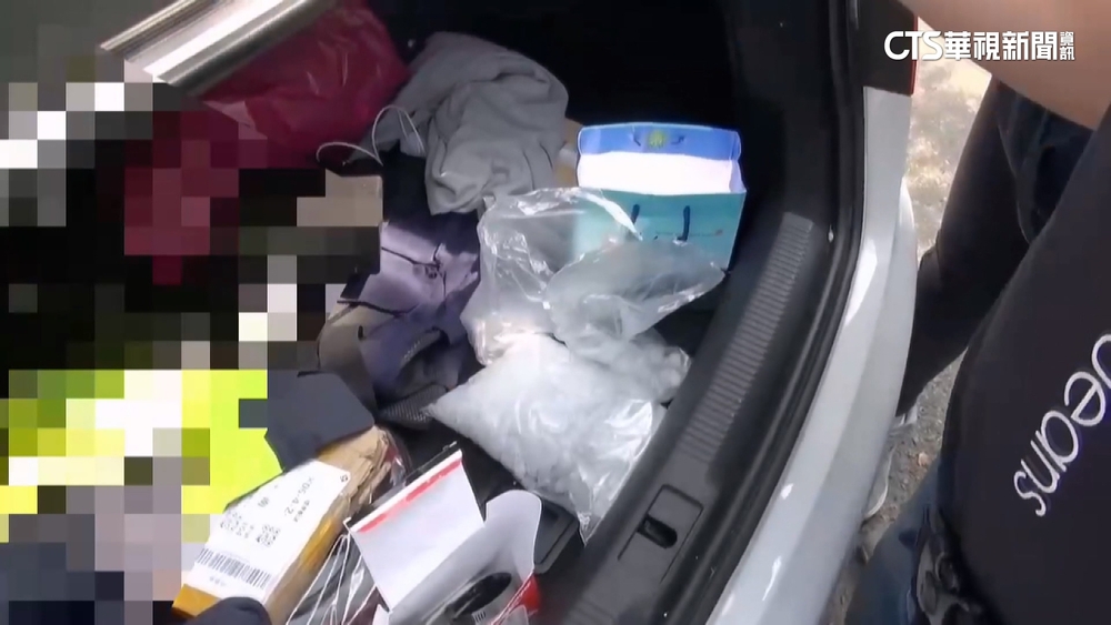 曾被表揚！　31歲警涉用「喪屍煙彈」　警方：依法送辦