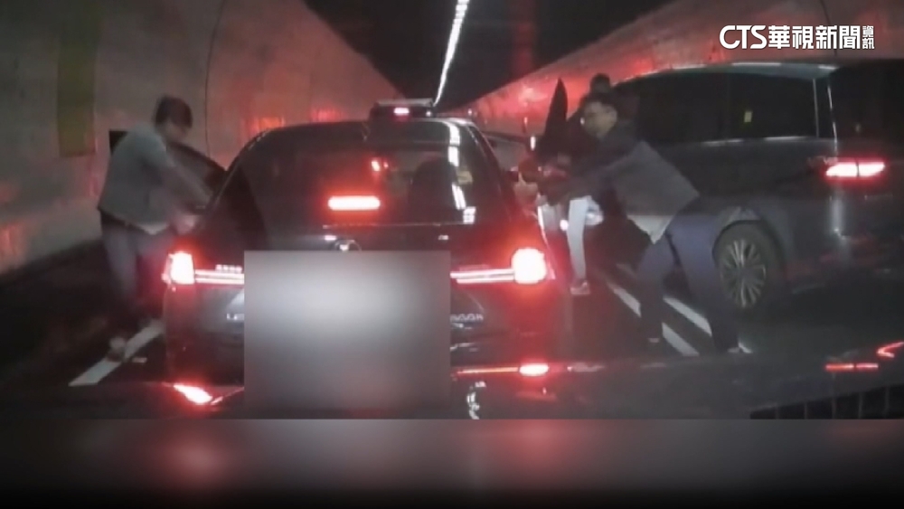 甕中捉鱉！追詐嫌進雪隧　警控制限速車陣中抓人