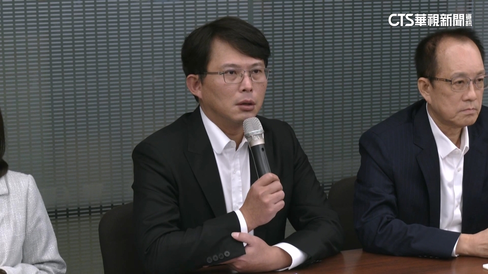 柯文哲請假期限將至　民眾黨決議延長到明年2/28