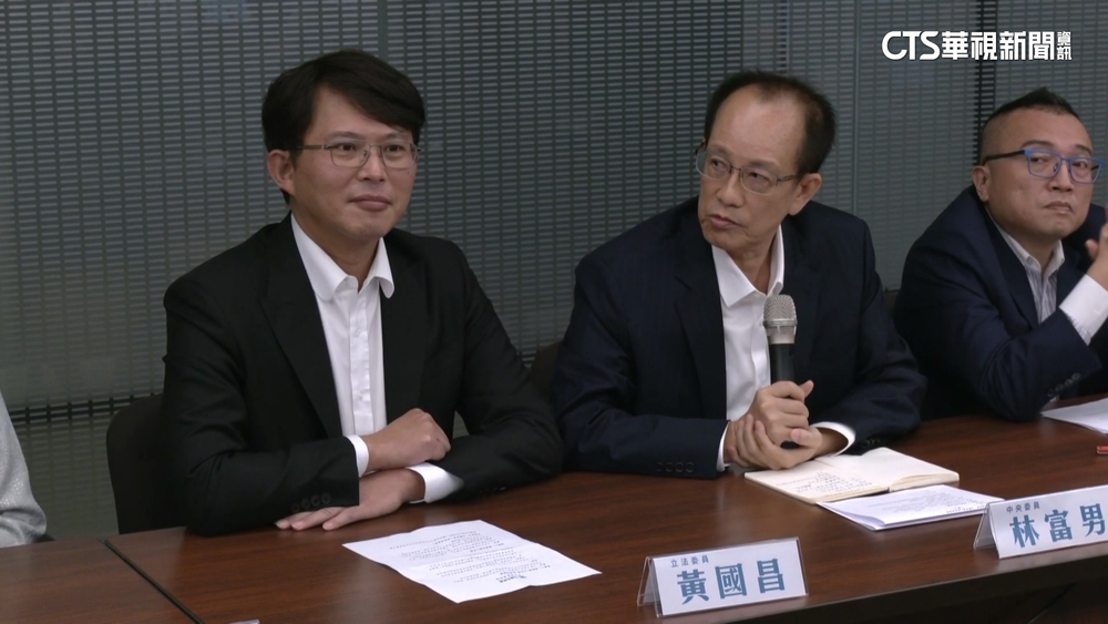 柯文哲請假到228　吳靜怡：黨內不讓黃國昌上位？