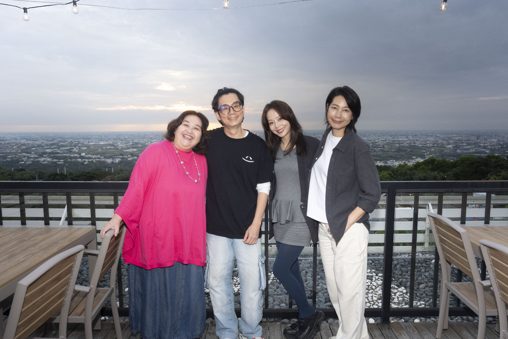 《拜六禮拜》媒體探班 鍾欣凌演繹戀愛腦 氣笑：「真的有那麼需要嗎？」