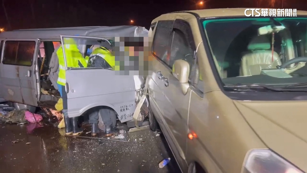 疑天雨路滑　國1汐止路段3車連環撞4人傷送醫
