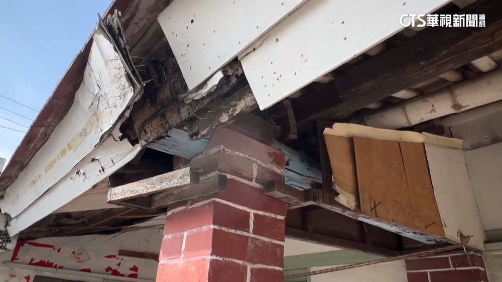 佳里5.4地震　排球員驚逃　商場商品砸落地面